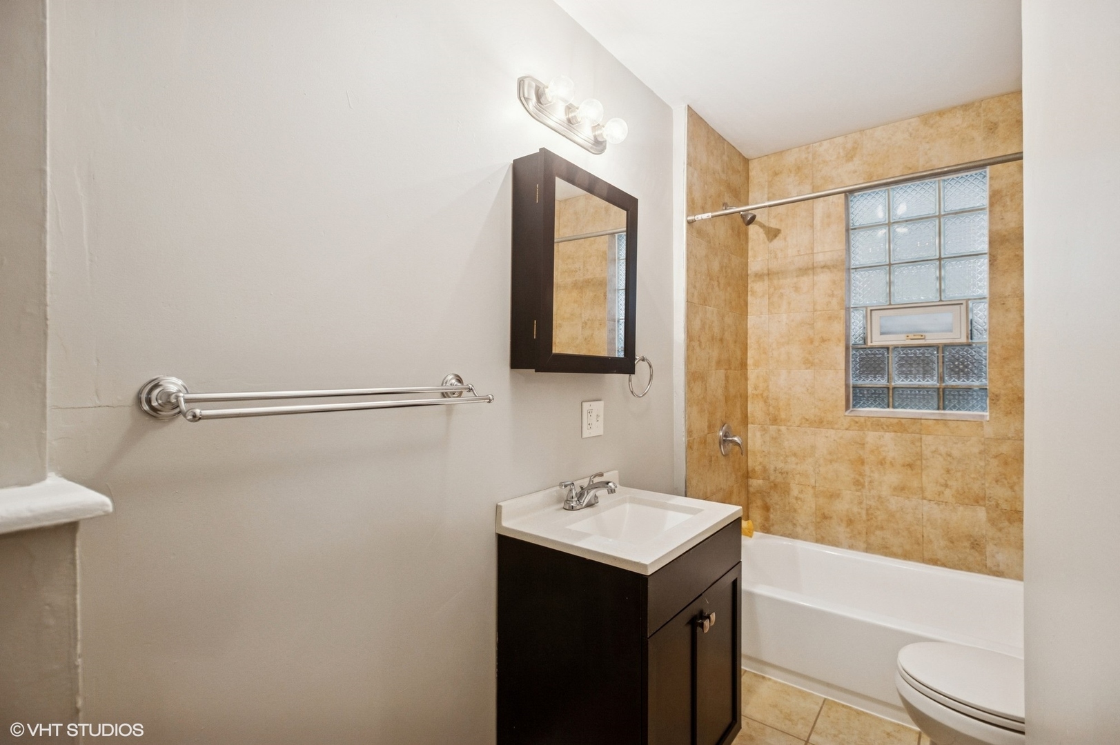 1702 N Campbell Avenue Property Photo 6