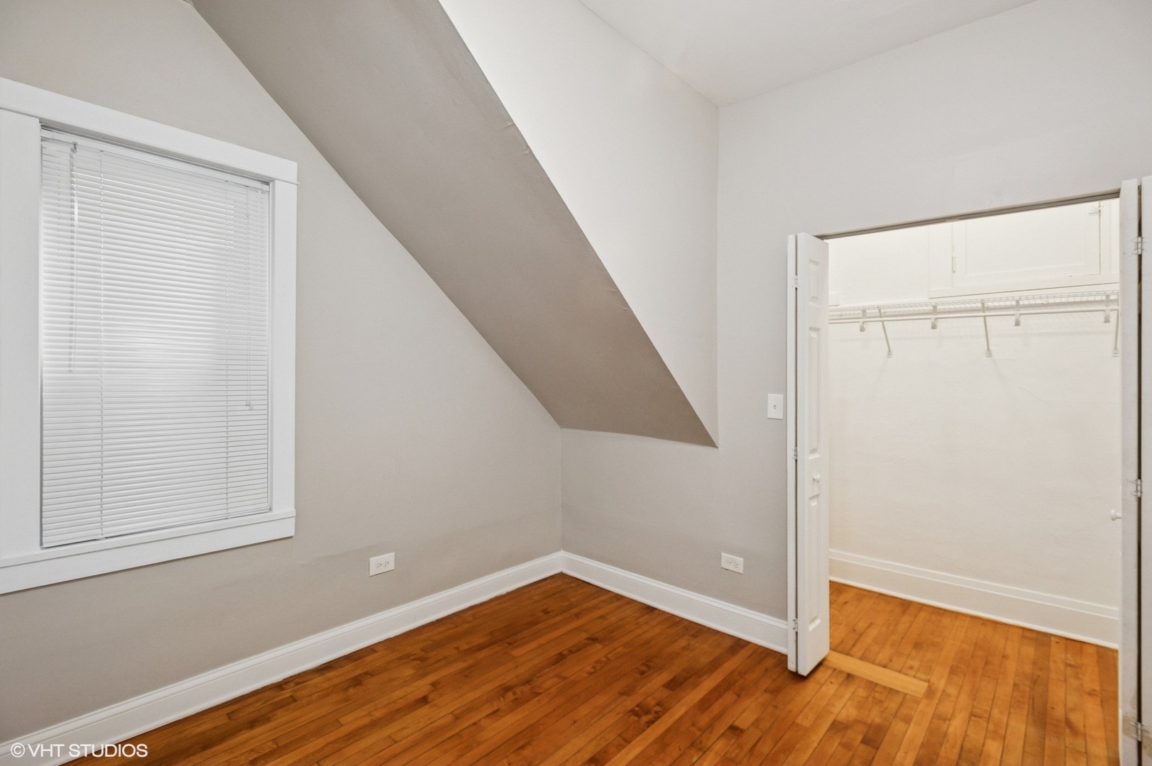 1702 N Campbell Avenue Property Photo 7