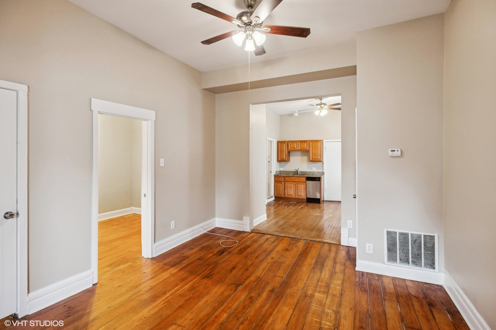 1702 N Campbell Avenue Property Photo 9