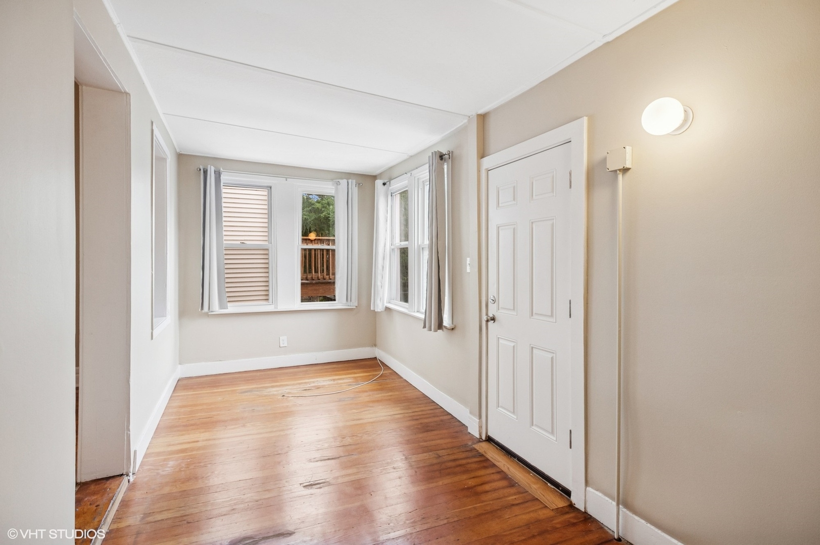 1702 N Campbell Avenue Property Photo 12