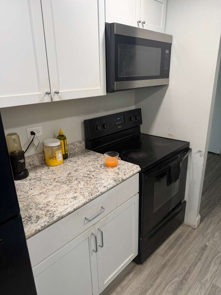 7945 S Oketo Avenue 205 Property Photo 6
