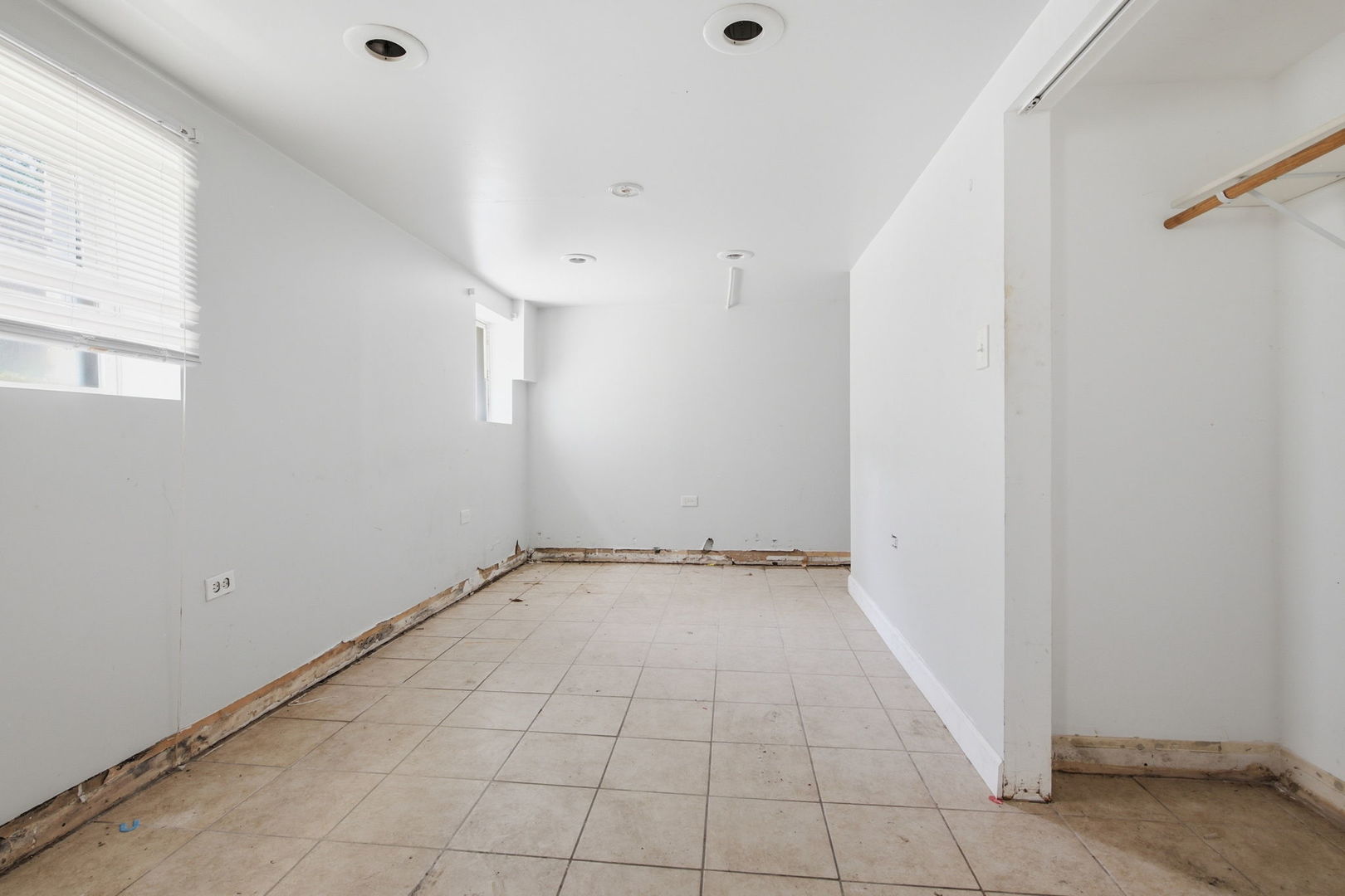 1112 S Taylor Avenue Property Photo 22