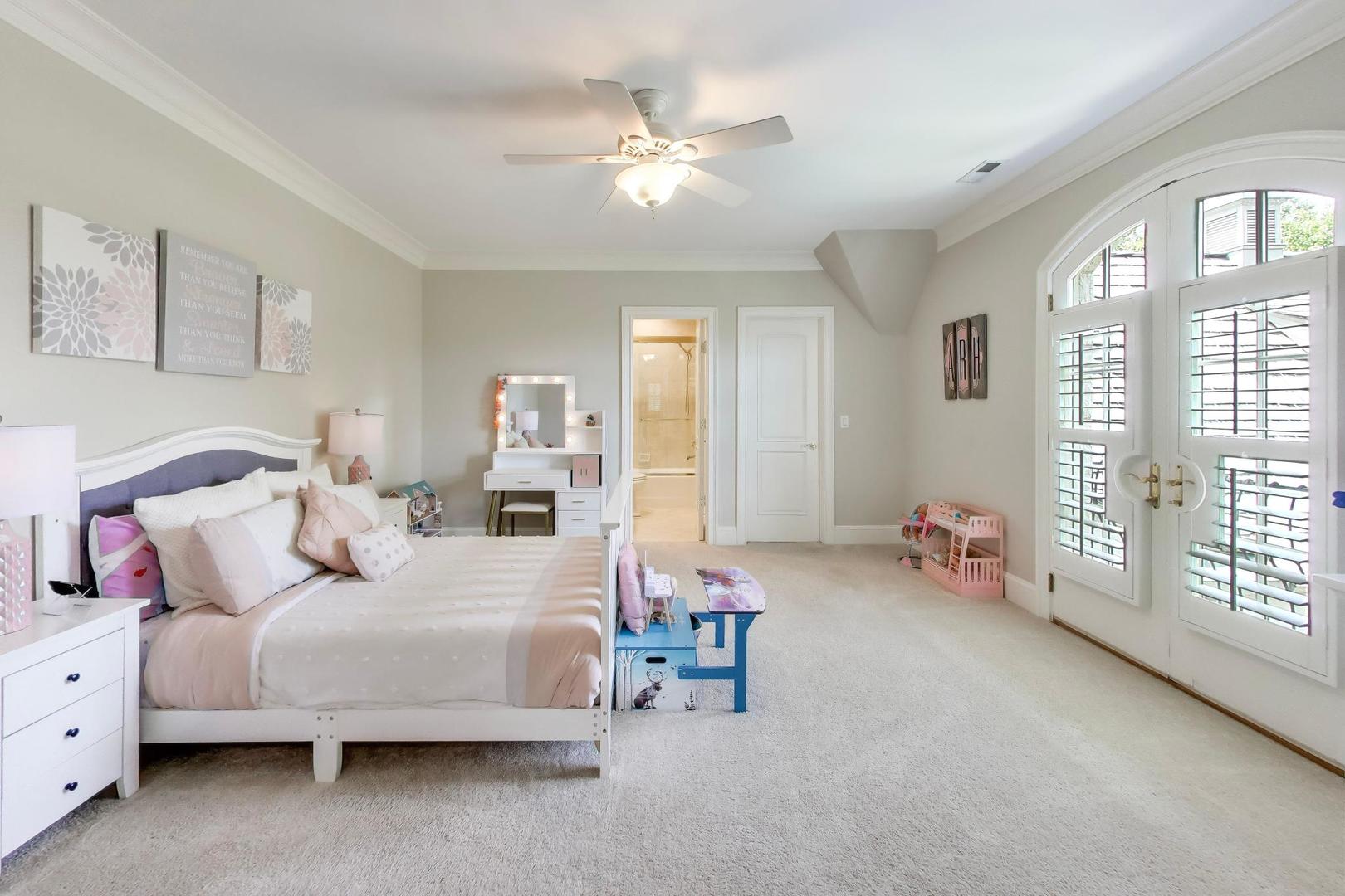 1871 W Salisbury Lane Property Photo 35