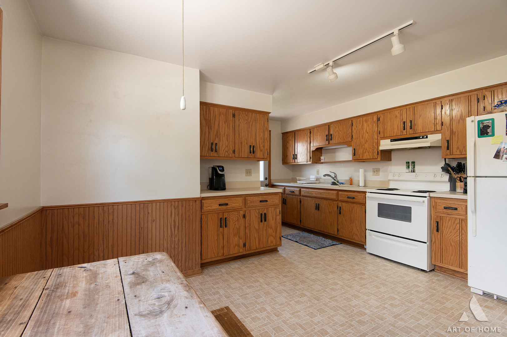 220 E 15th Street 1 Property Photo 7