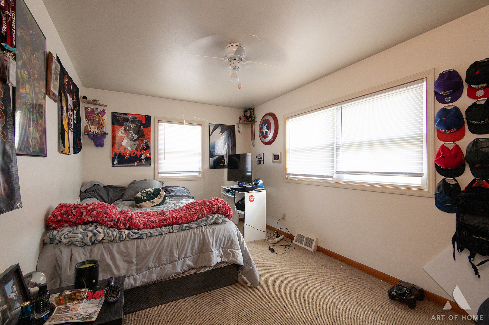 220 E 15th Street 1 Property Photo 11