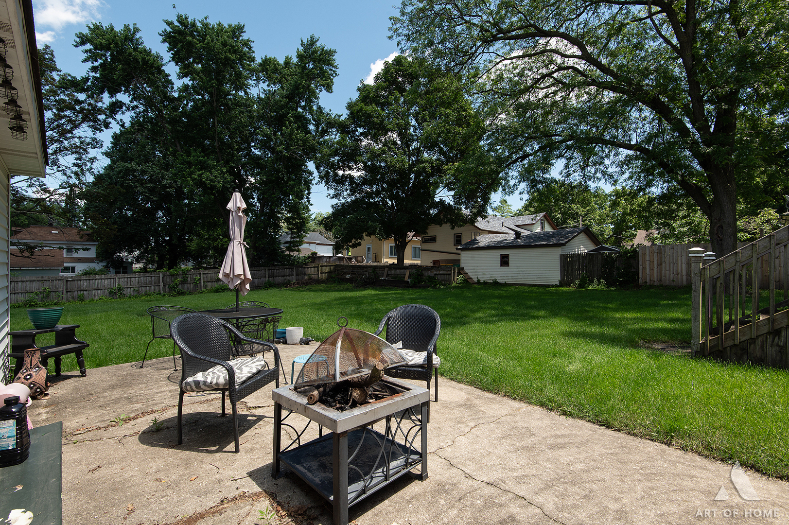 220 E 15th Street 1 Property Photo 16