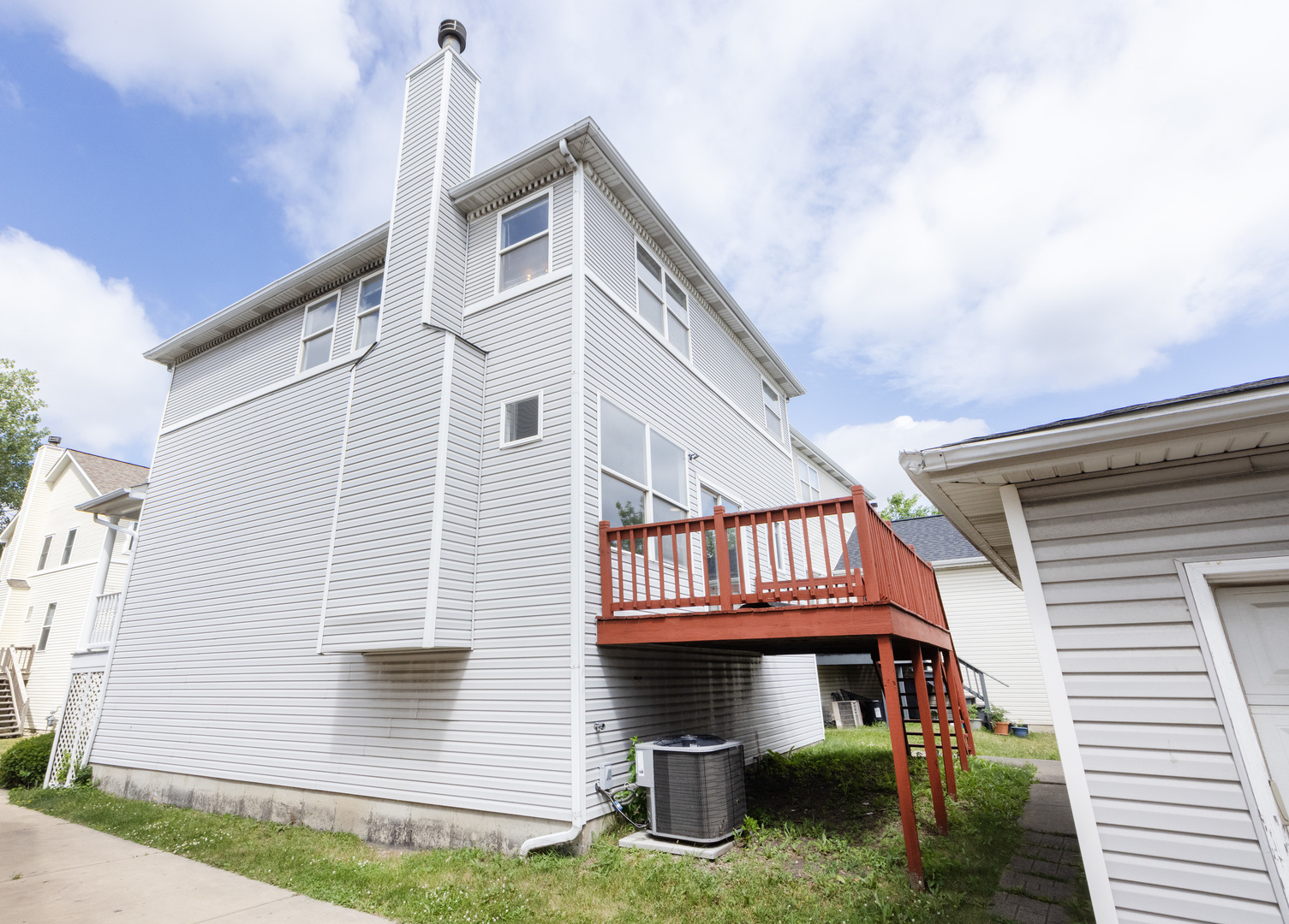 4257 N Kolmar Avenue Property Photo 6