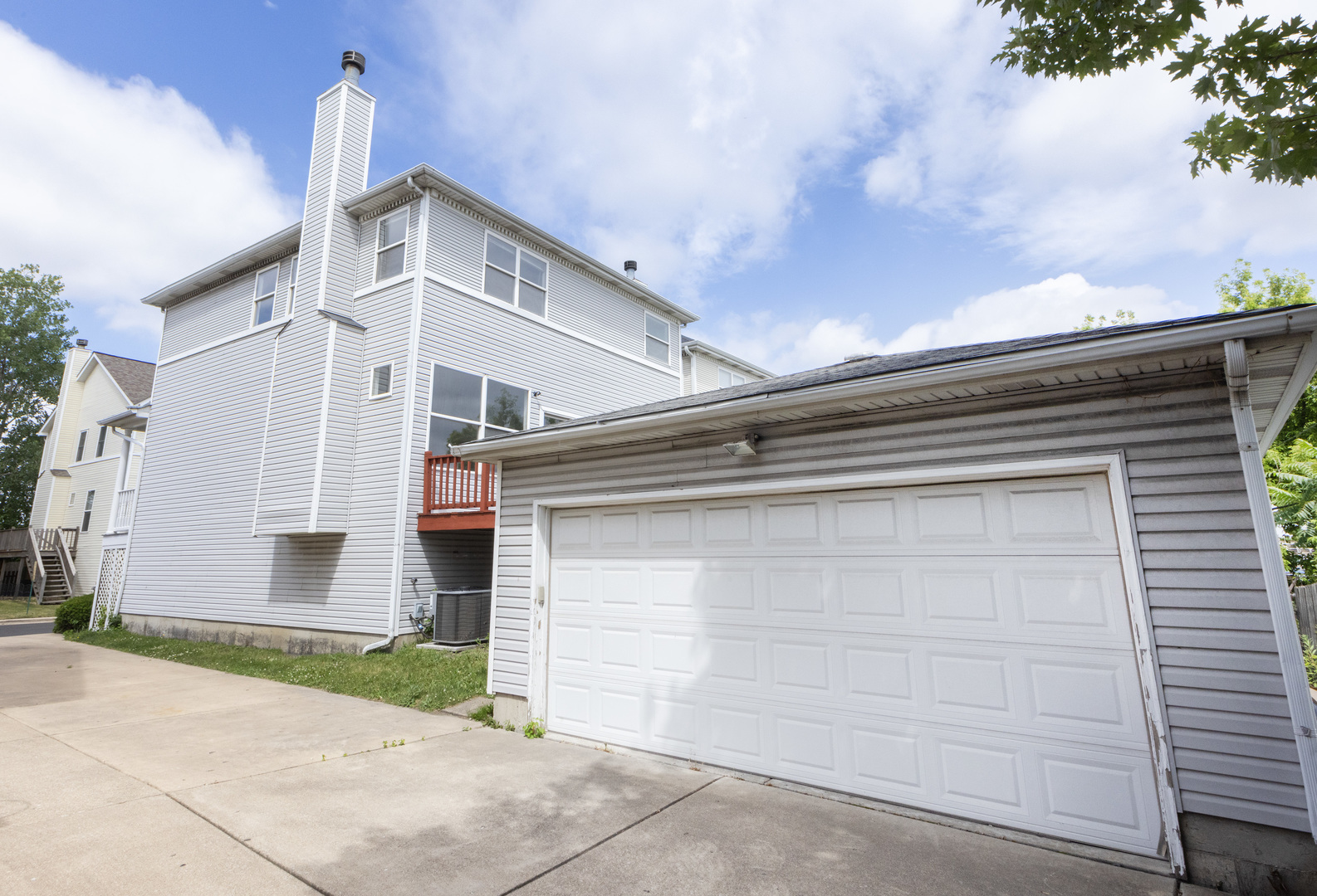 4257 N Kolmar Avenue Property Photo 7