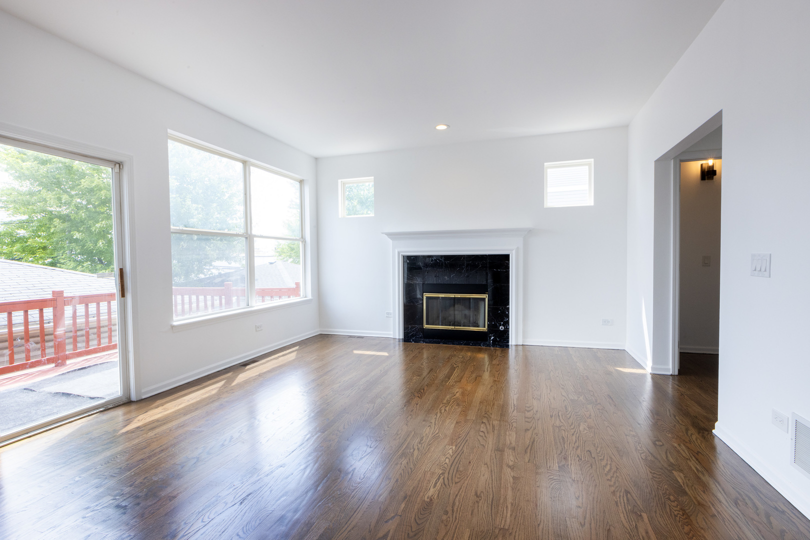 4257 N Kolmar Avenue Property Photo 20