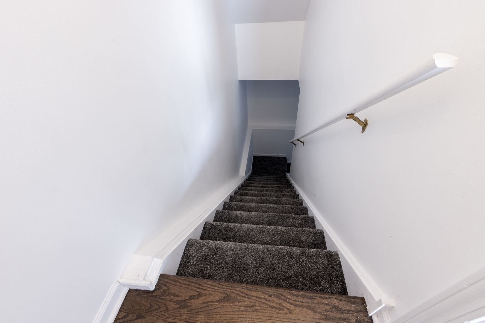 4257 N Kolmar Avenue Property Photo 33