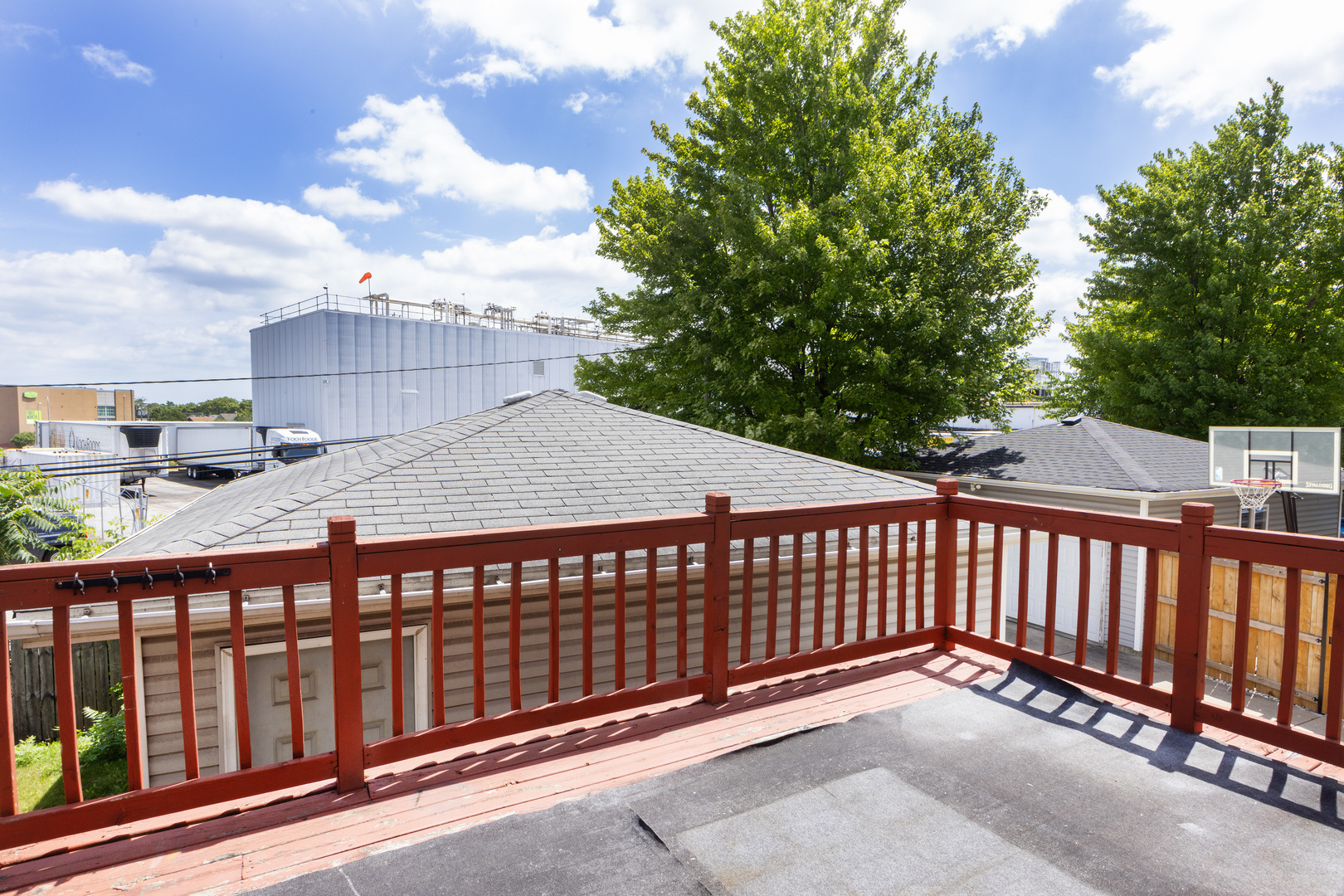 4257 N Kolmar Avenue Property Photo 56