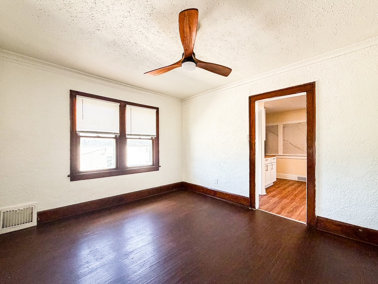 3304 W State Street Property Photo 31