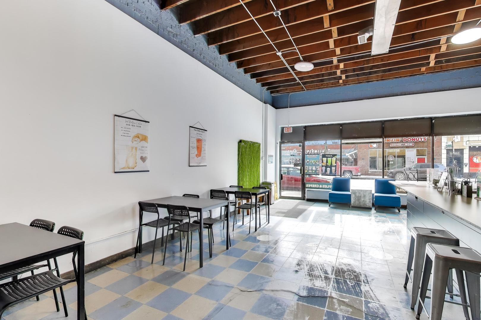 3426 W Diversey Avenue Property Photo 15