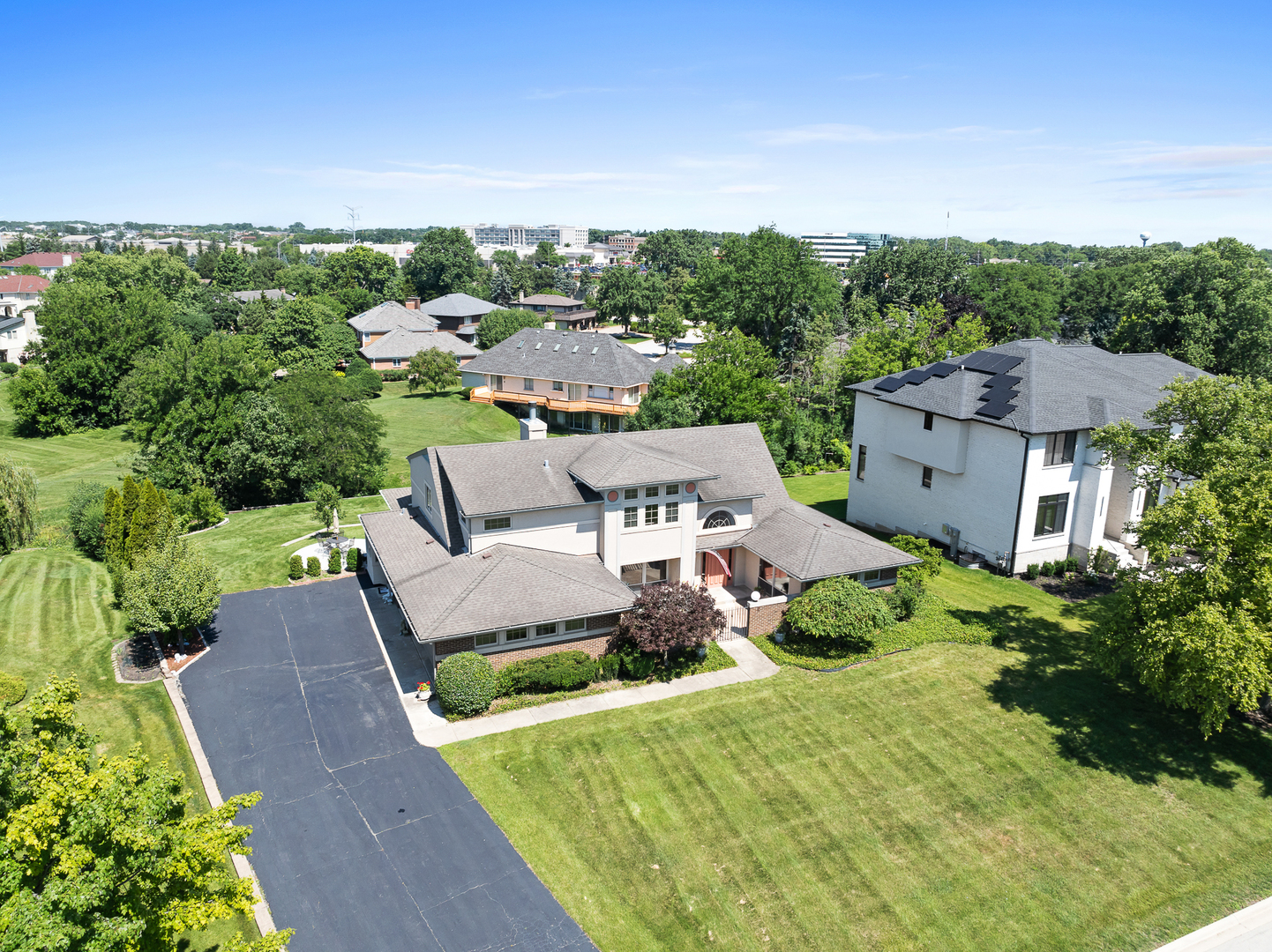 14 Hamilton Lane Property Photo 2
