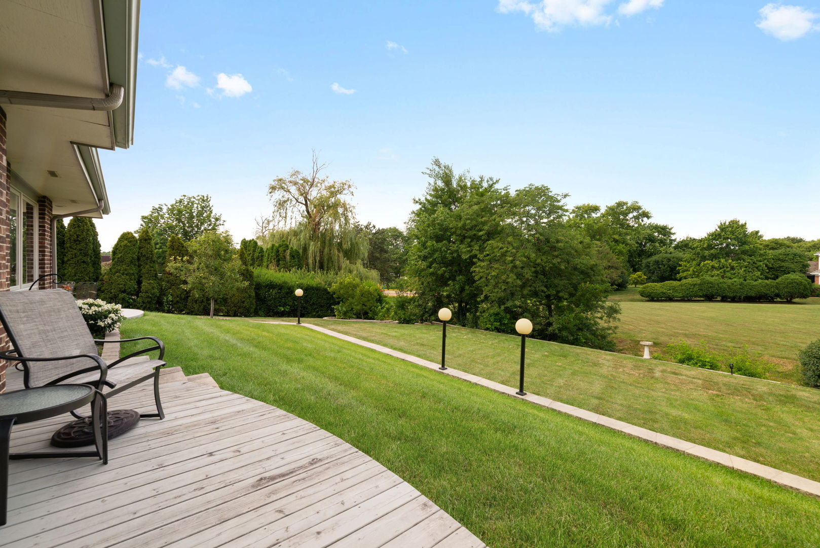 14 Hamilton Lane Property Photo 17
