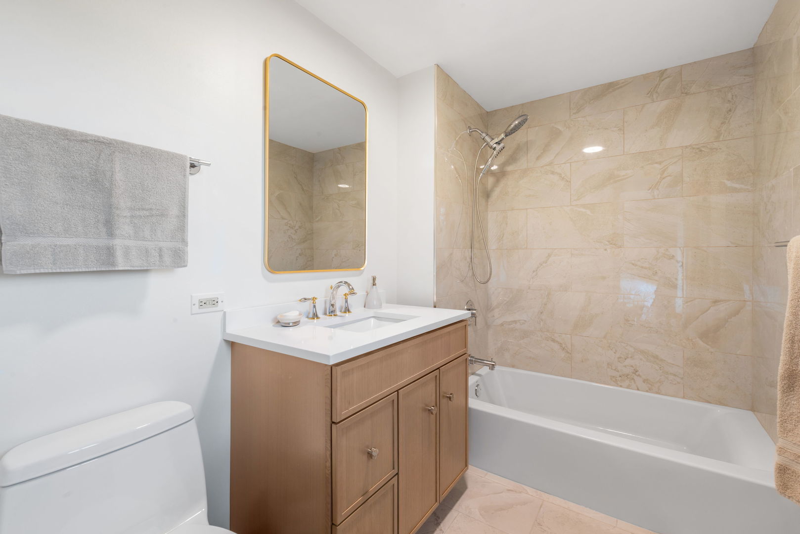 14 Hamilton Lane Property Photo 35