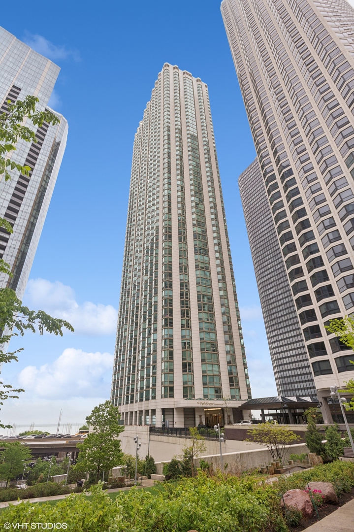 195 N Harbor Drive 801-809 Property Photo 1
