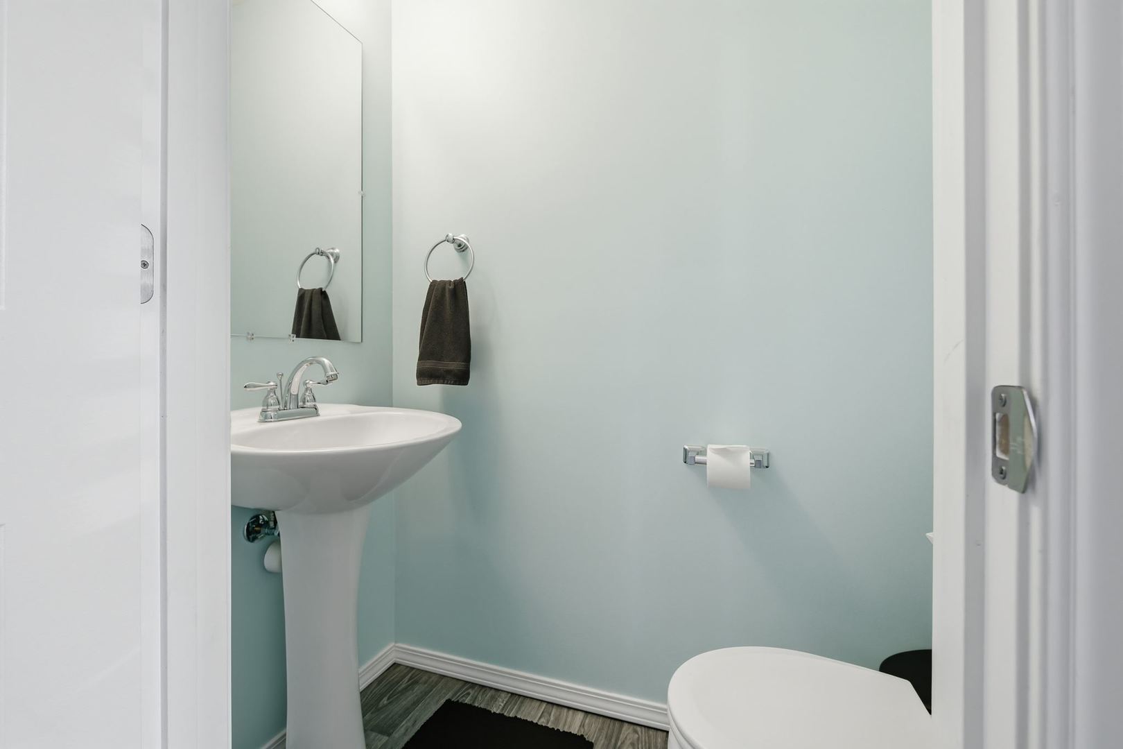 101 W Oak Street Property Photo 15