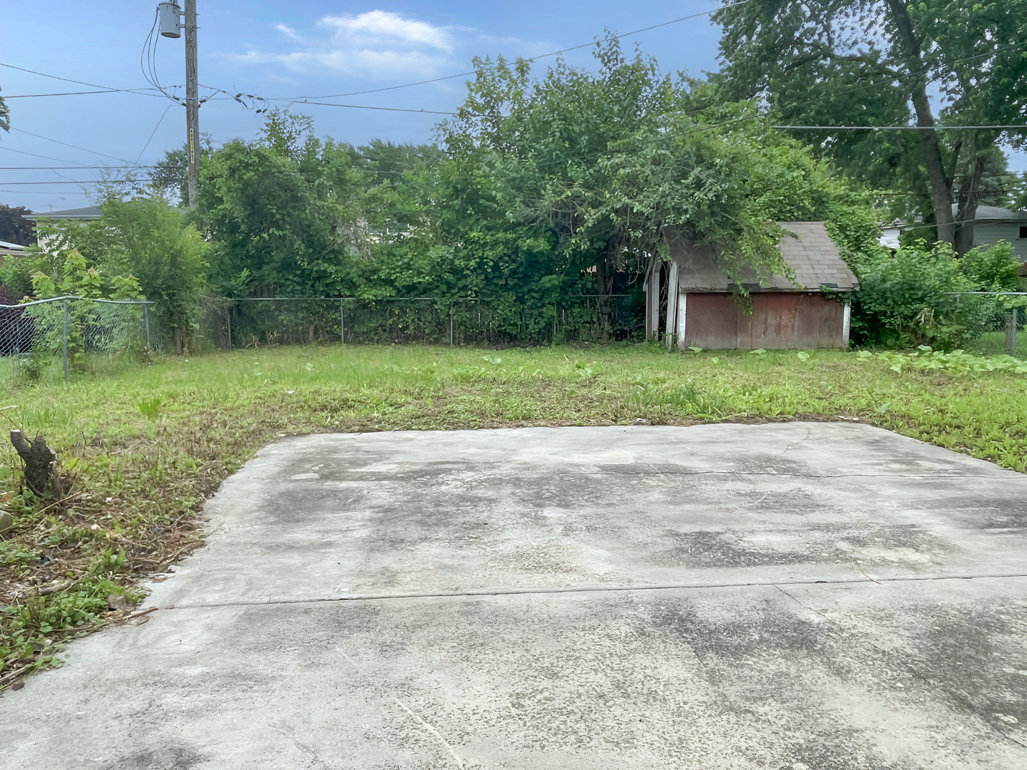 15229 Dante Avenue Property Photo 3