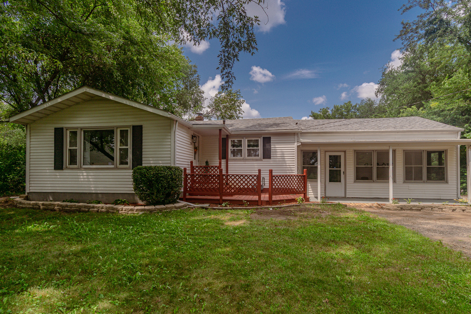 1826 Leonard Road Property Photo 1