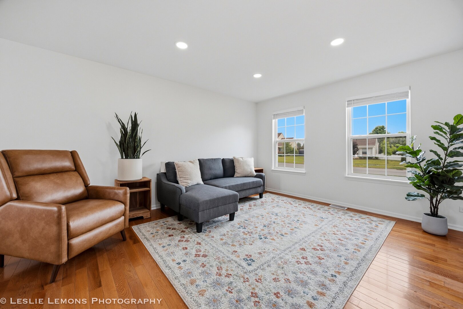 6816 Twin Falls Drive Property Photo 6