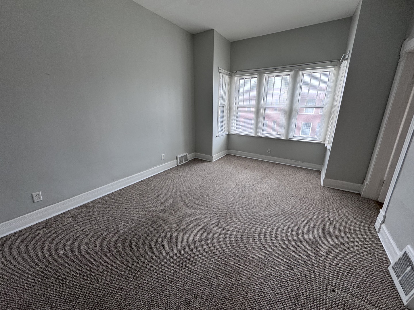 2454 W Diversey Avenue 2 Property Photo 3