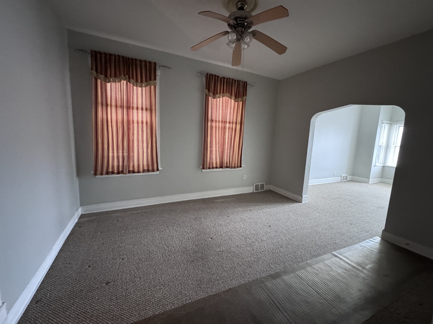 2454 W Diversey Avenue 2 Property Photo 4