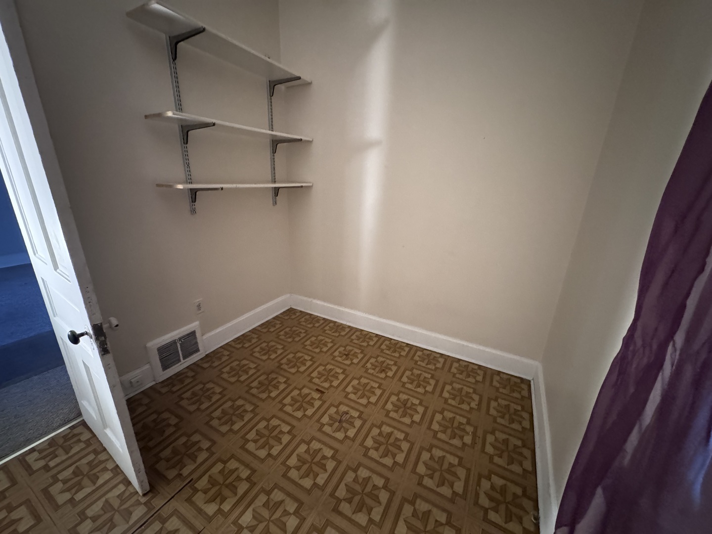 2454 W Diversey Avenue 2 Property Photo 10
