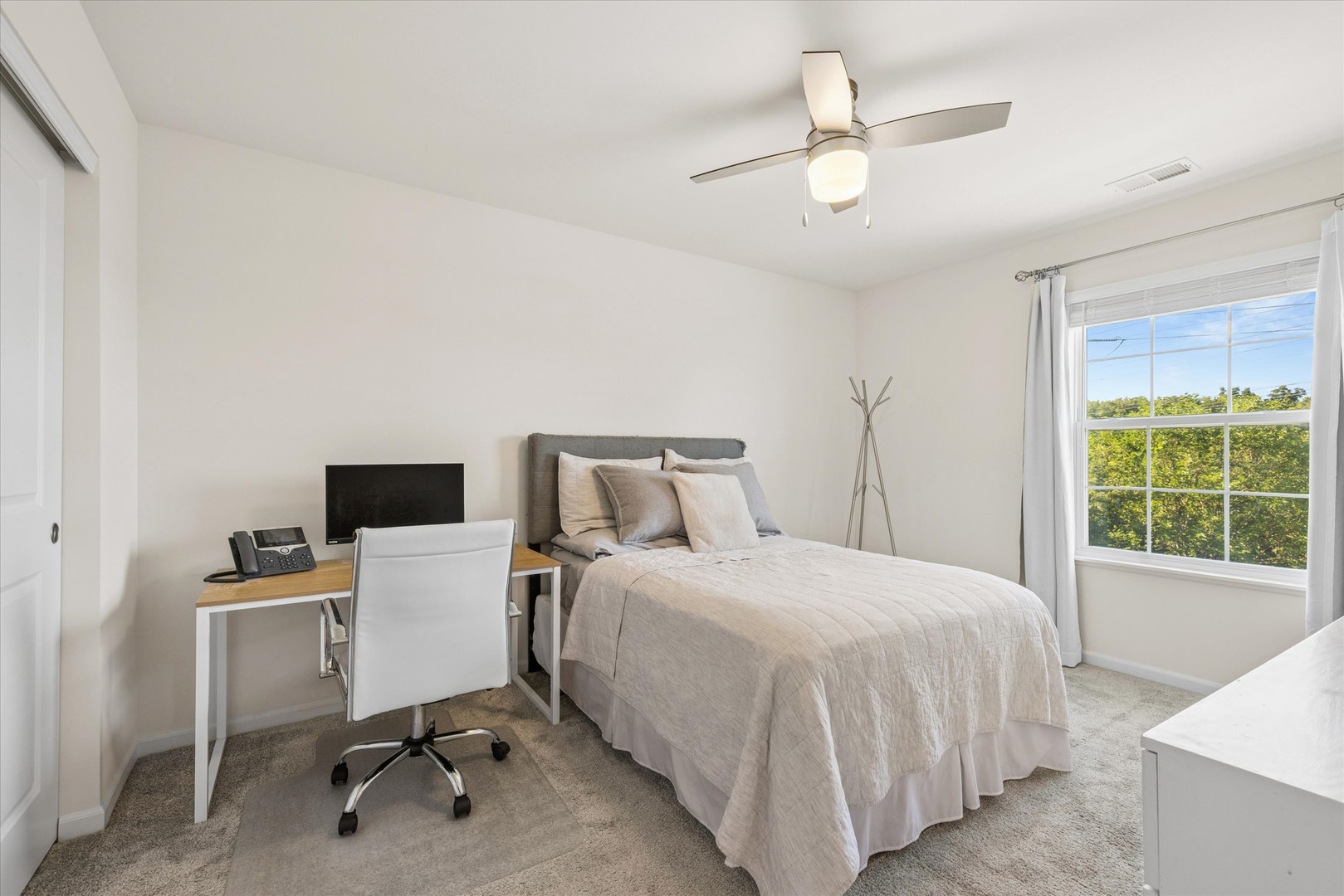 558 Cimmaron Circle Property Photo 12