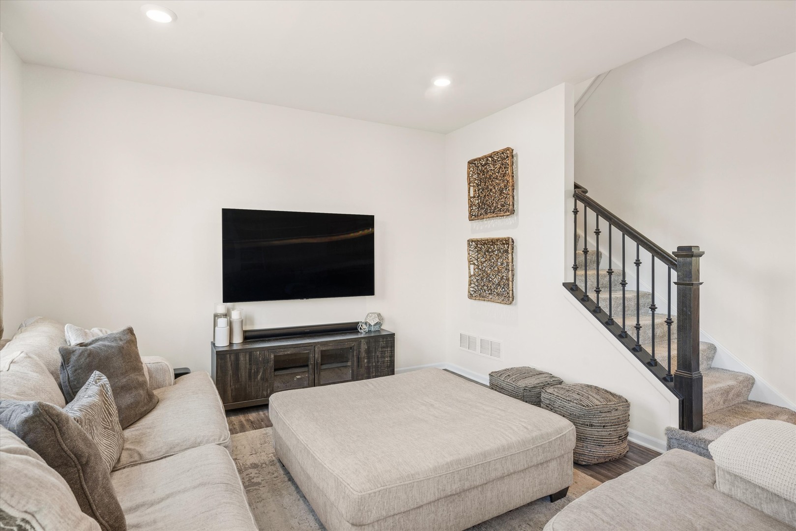 558 Cimmaron Circle Property Photo 18