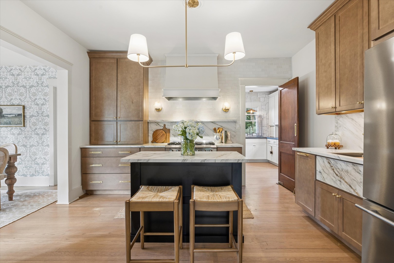 84 S Caroline Street Property Photo 16
