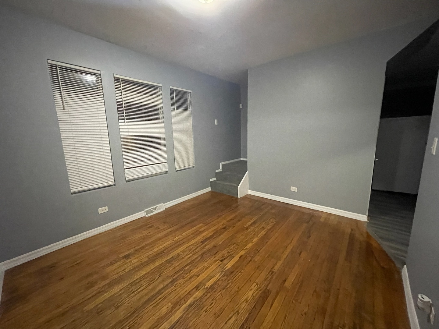 11808 S Union Avenue Property Photo 9