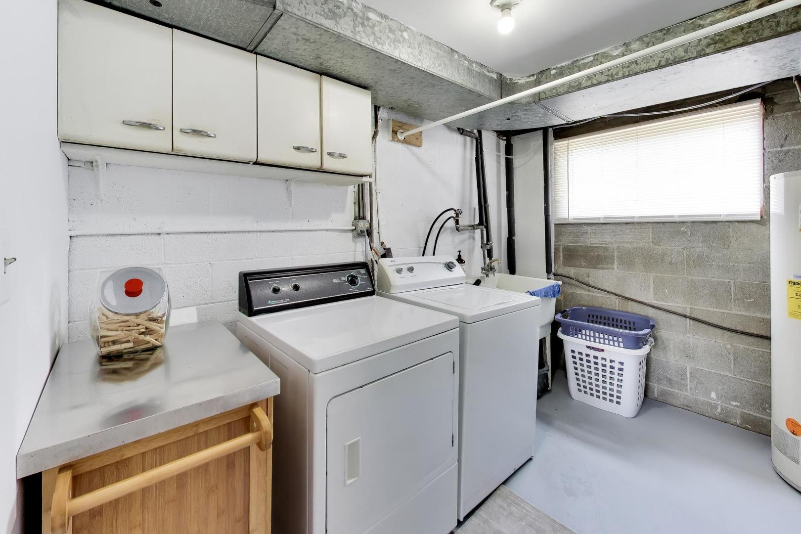 1115 Pfingsten Road Property Photo 11
