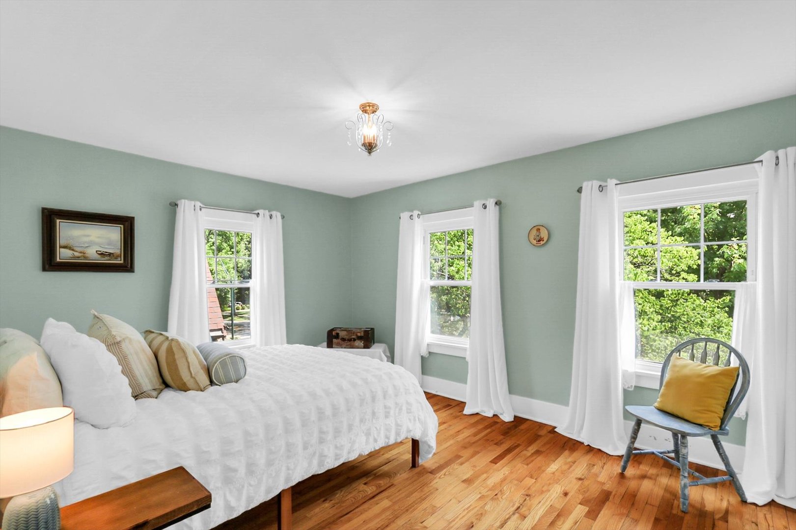 1104 W Green Street Property Photo 19