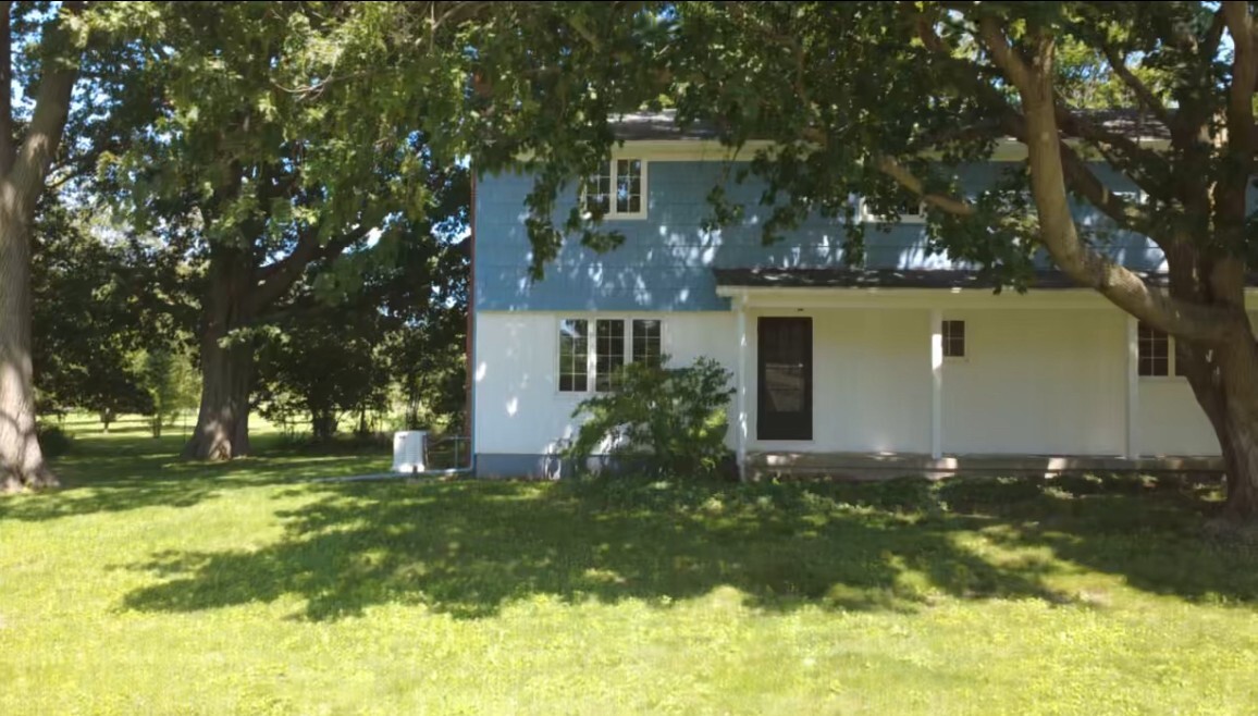 915 Sunset Drive Property Photo 1