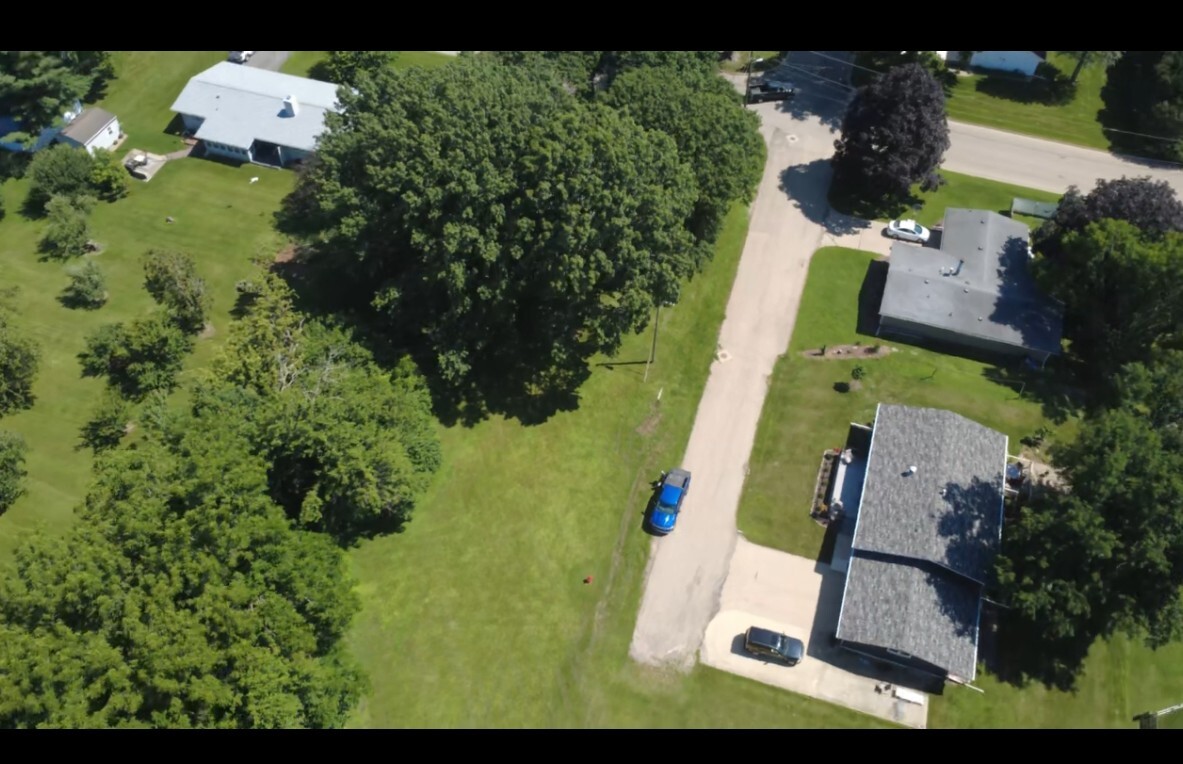 915 Sunset Drive Property Photo 5