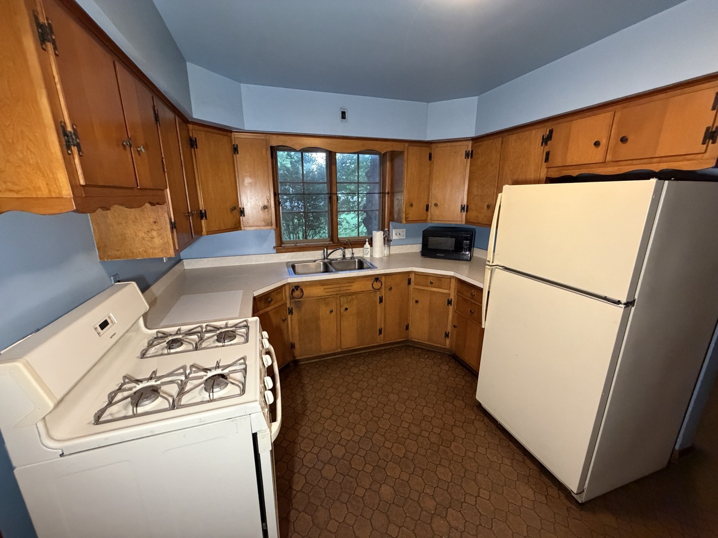 915 Sunset Drive Property Photo 19