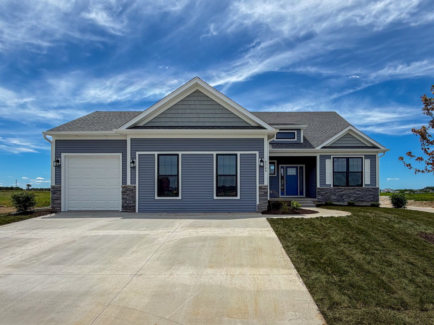 6709 Faiths Way Property Photo 1