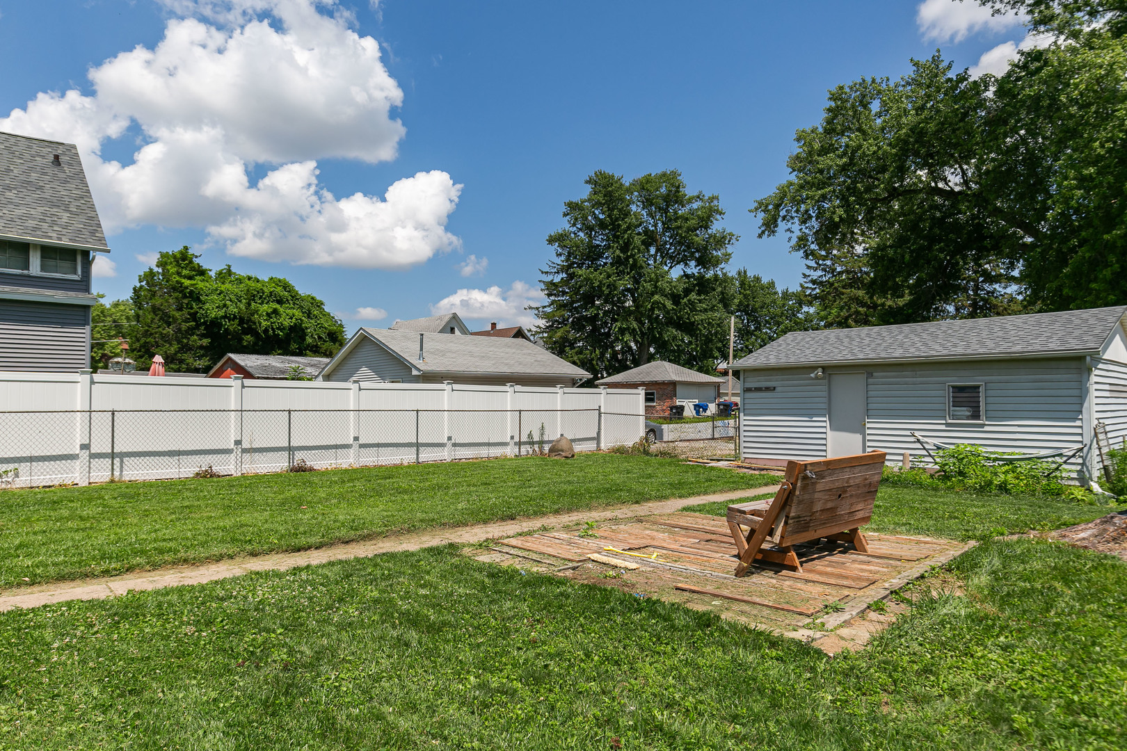 2320 18th Street A Property Photo 5