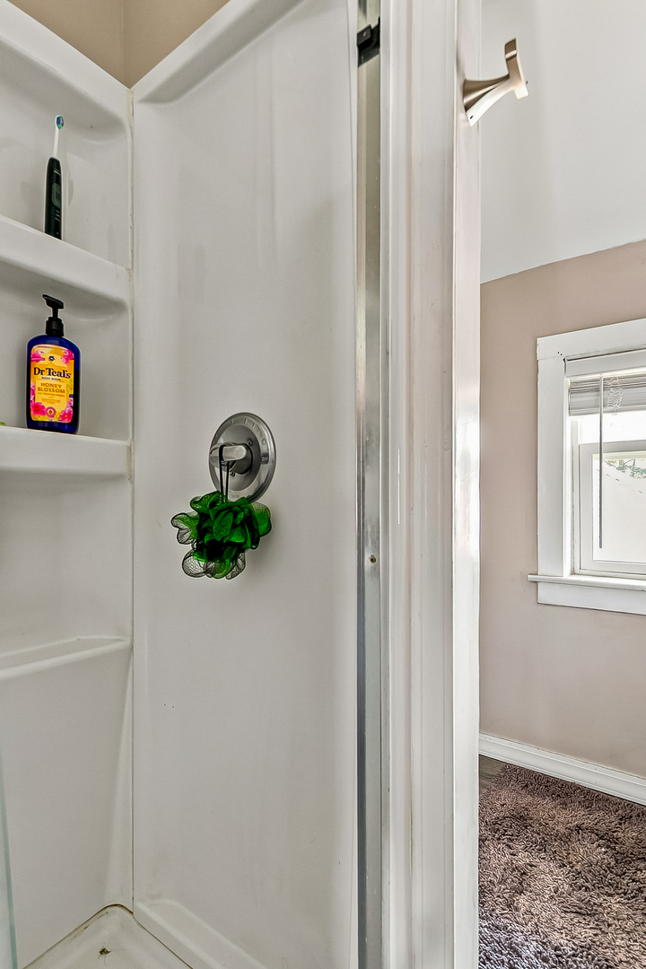 2320 18th Street A Property Photo 24