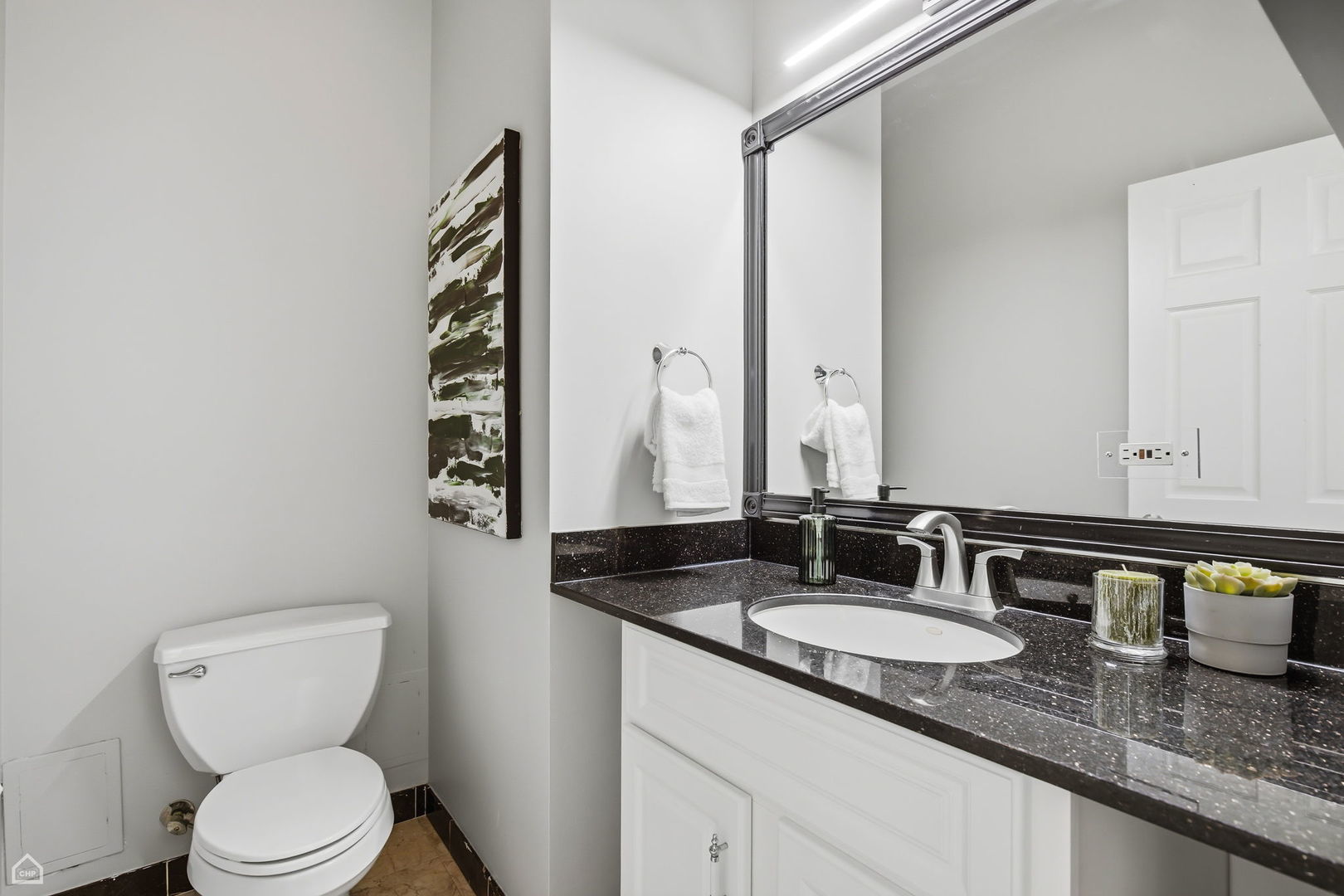 1417 N Bosworth Avenue 1 Property Photo 29