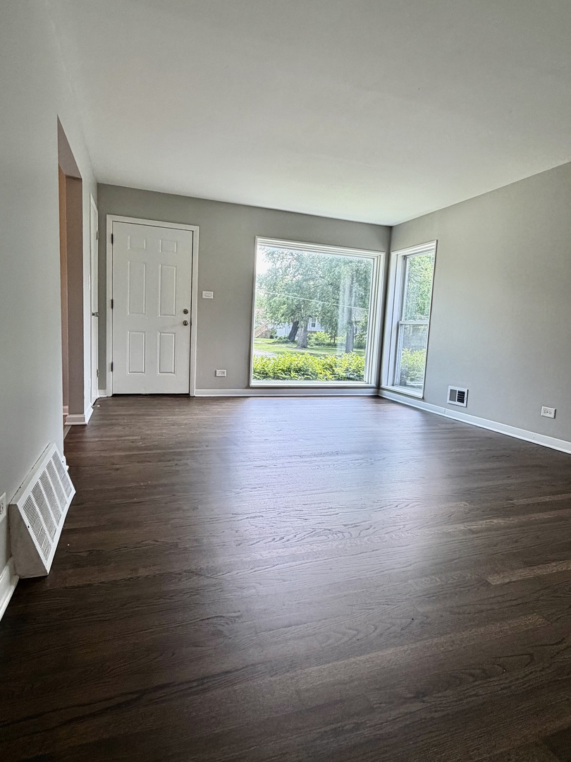 1820 169th Street Property Photo 5
