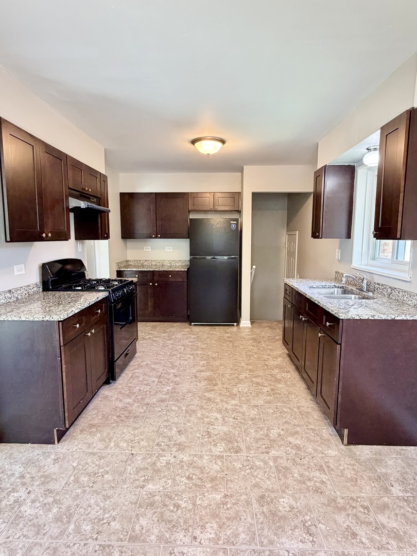 1820 169th Street Property Photo 10