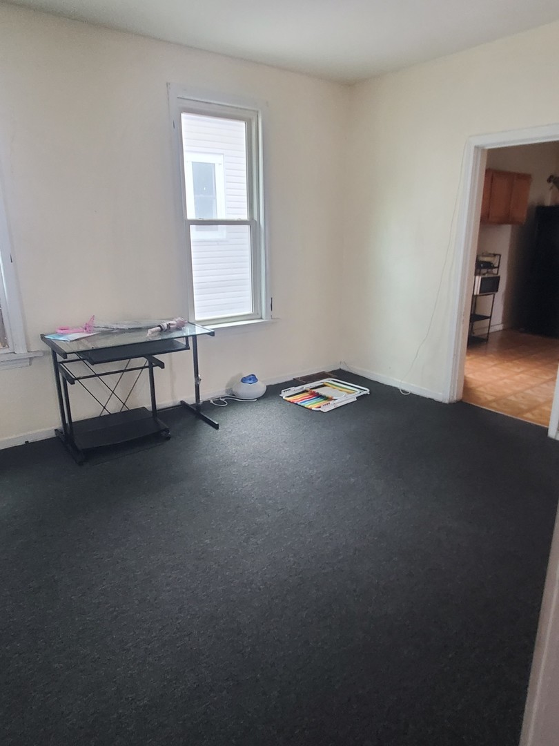 10240 S Indiana Avenue Property Photo 18