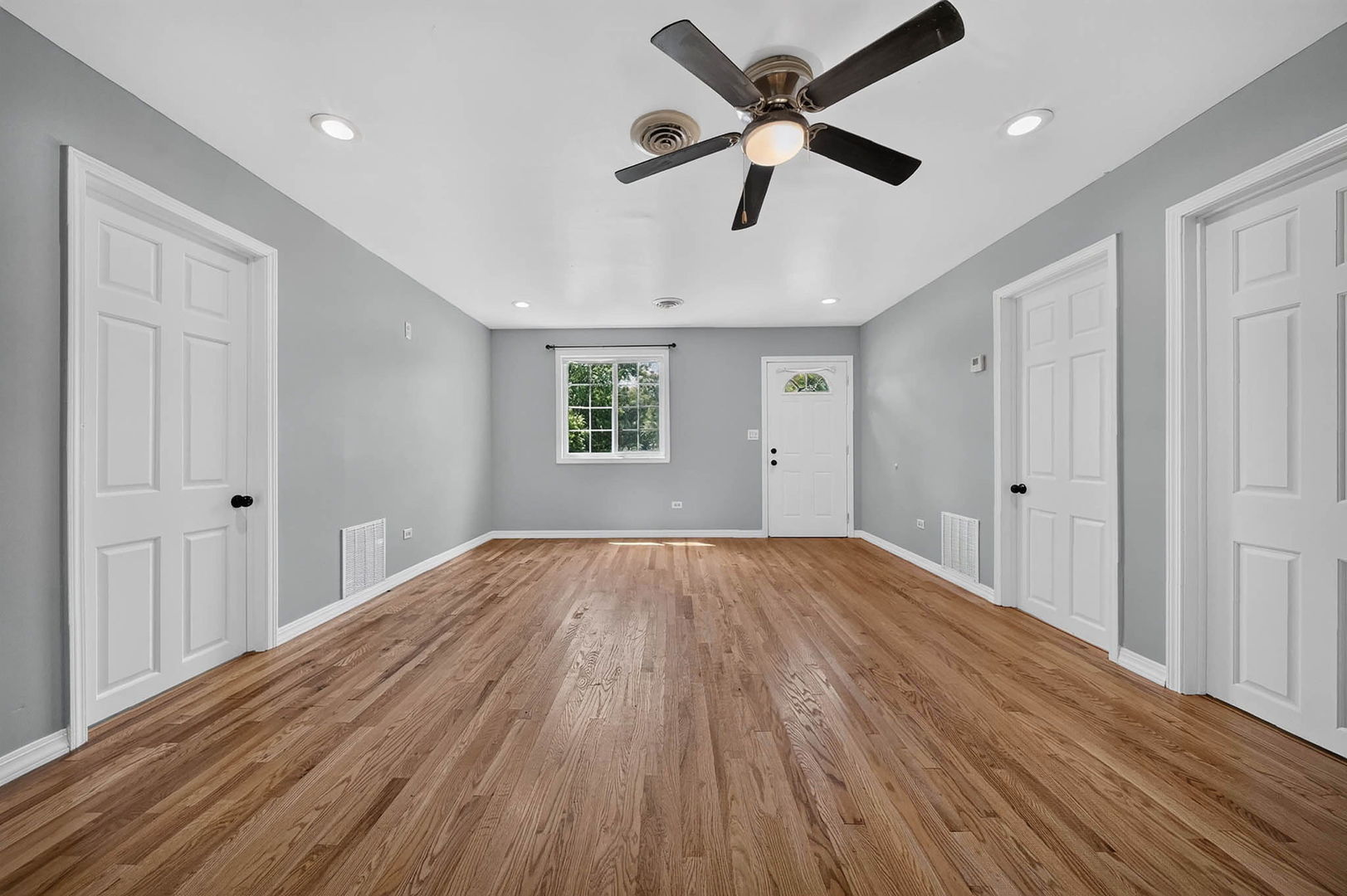 1520 Congress Lane Property Photo 3