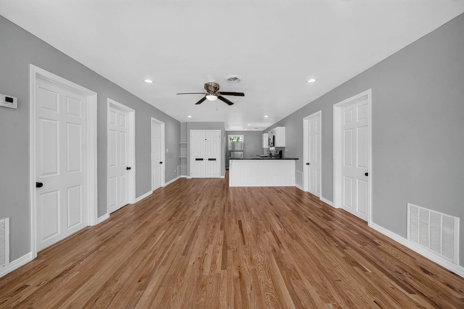 1520 Congress Lane Property Photo 4
