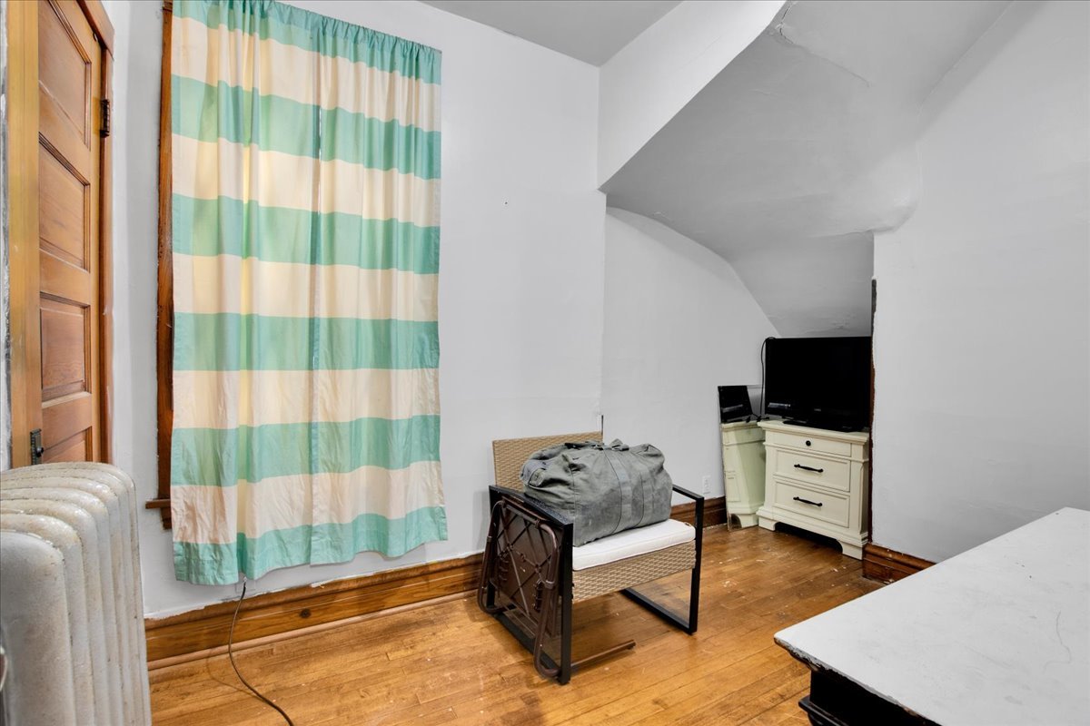 838 N Homan Avenue Property Photo 15