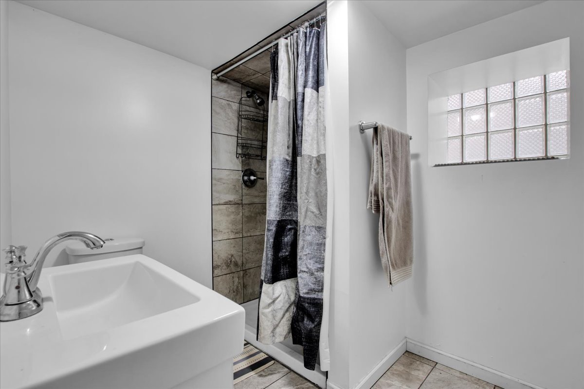 838 N Homan Avenue Property Photo 26
