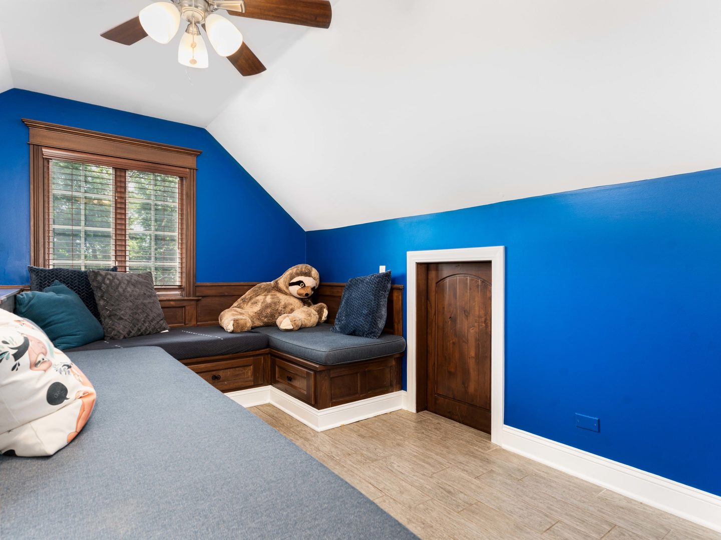 12910 S Hadfield Drive Property Photo 17