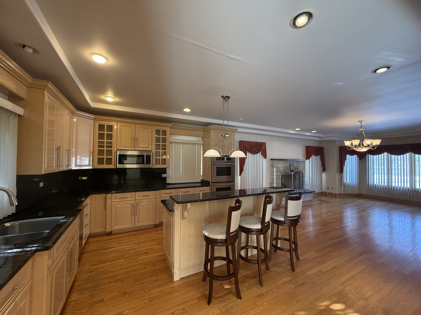 1004 Saddle Lane Property Photo 9